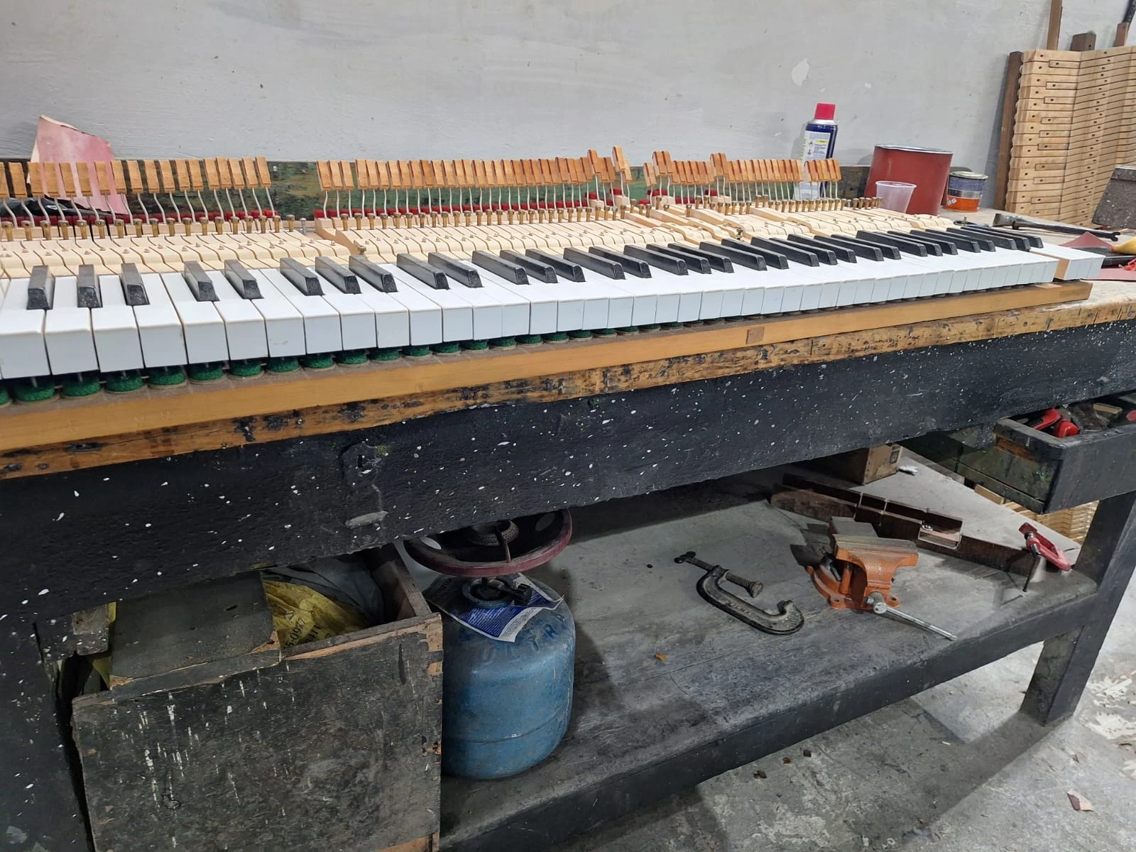 Restauração de piano vertical